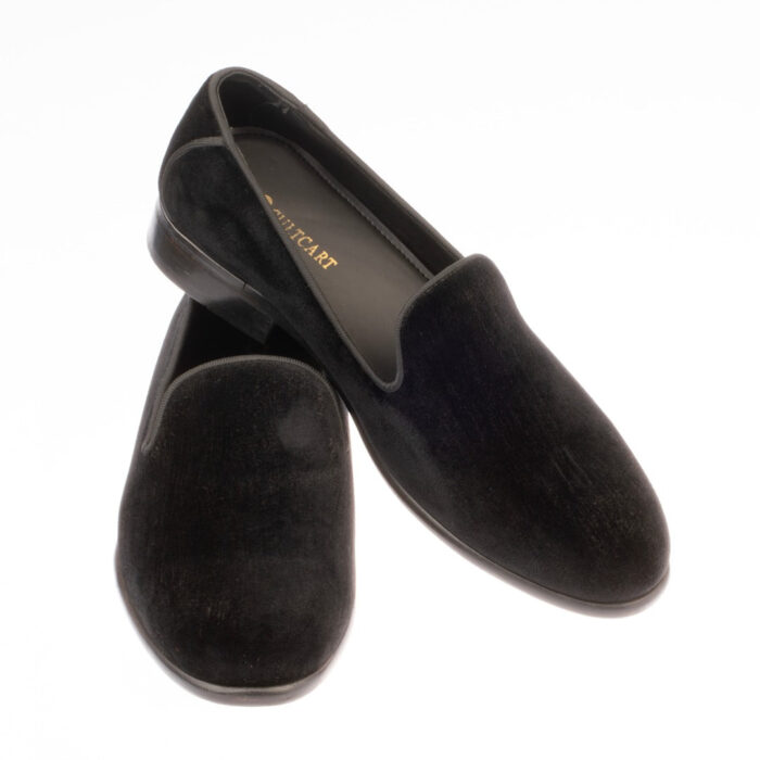 The Minimalist Black Loafer Shoe