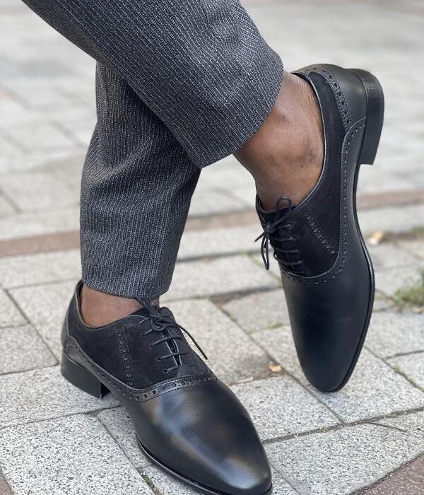 Classic Men's Black Oxford Shoes: Italian Leather, Handcrafted Sole