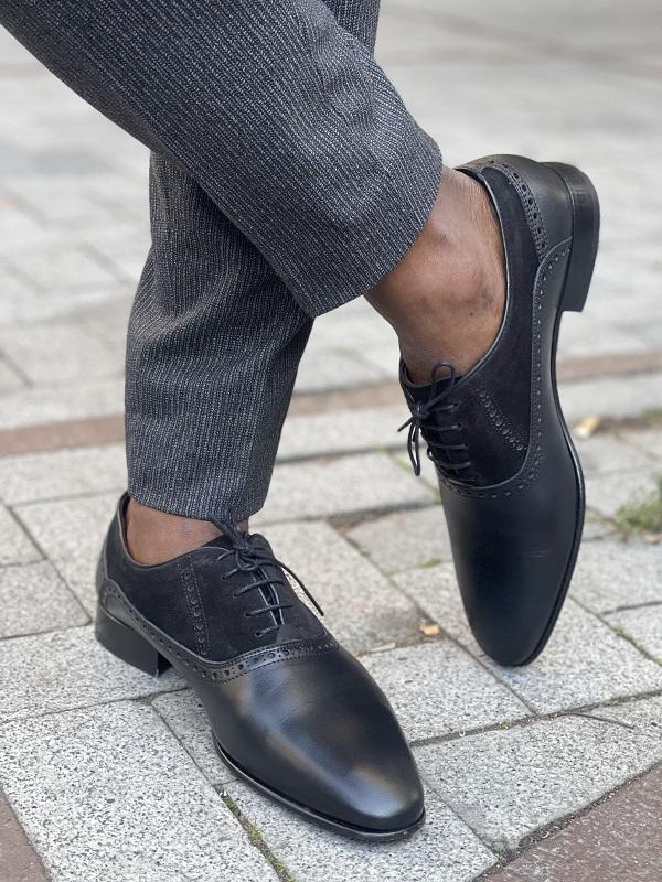Classic Men's Black Oxford Shoes: Italian Leather, Handcrafted Sole