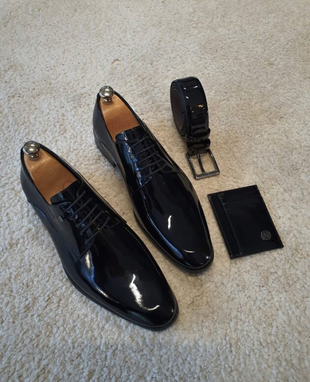 Sophisticated Style: Men's Black Patent Leather Penny Shape Lace up Shoes - Handcrafted with High-Grade Italian Leathe