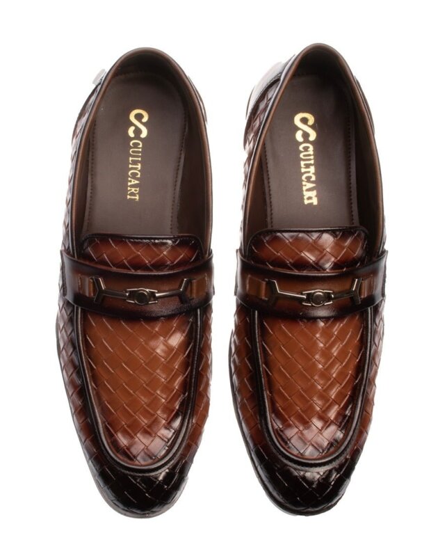 Cross County buckle loafer shoes