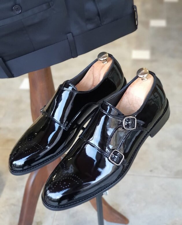 Unleashing Sophistication: Italian Patent Leather Double Buckle Monk Shoes in Distinctive Black