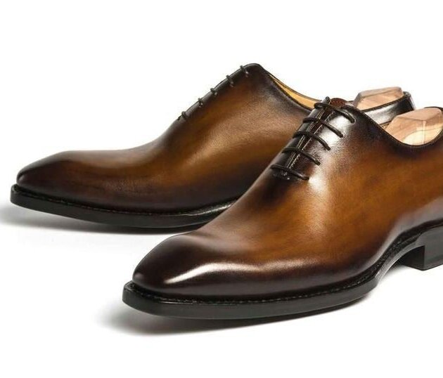 Men's Derby Shoes in Italian buff leather upper, comfortable leather sole, all season, daily wear formal shoes